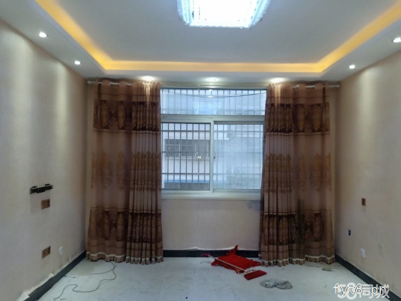 东一小学,新市医院,华信万吉市委广场,有证可按揭过,首付低